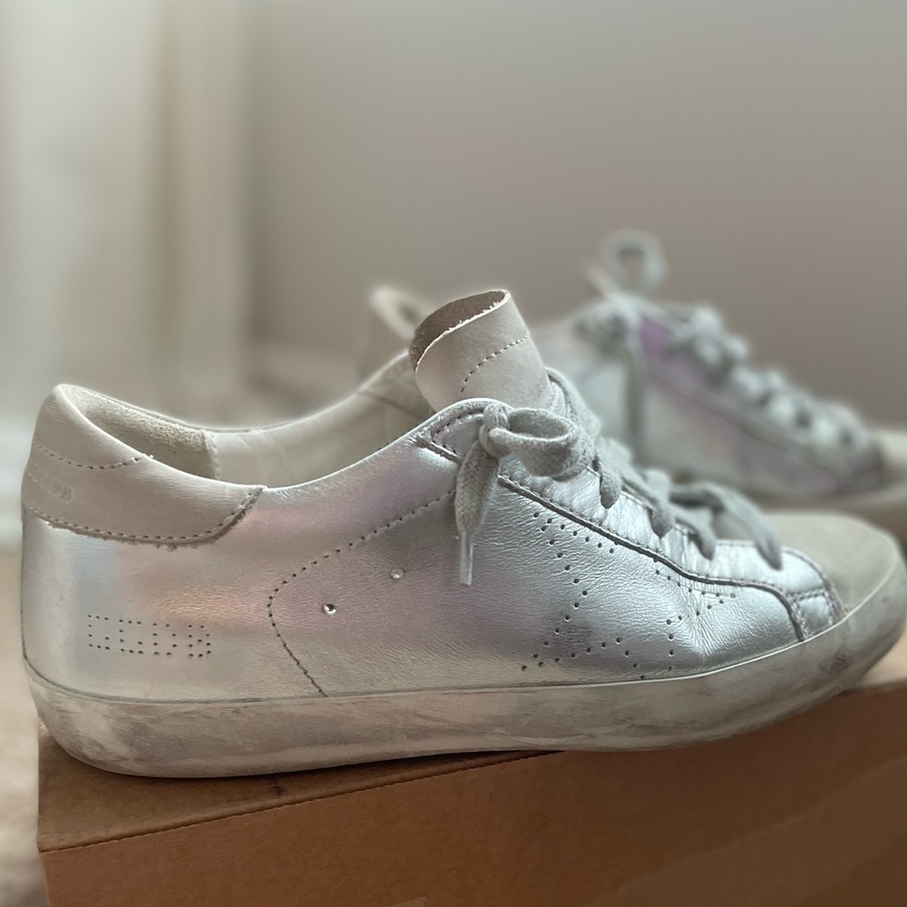Used like new Golden Goose Superstar sneakers, silver leather, size 38